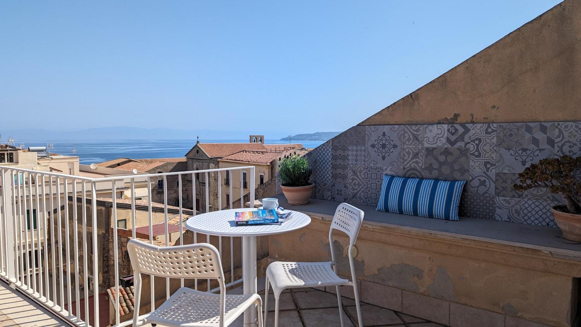 Le Terrazze Acomodação com café da manhã Tropea Exterior foto