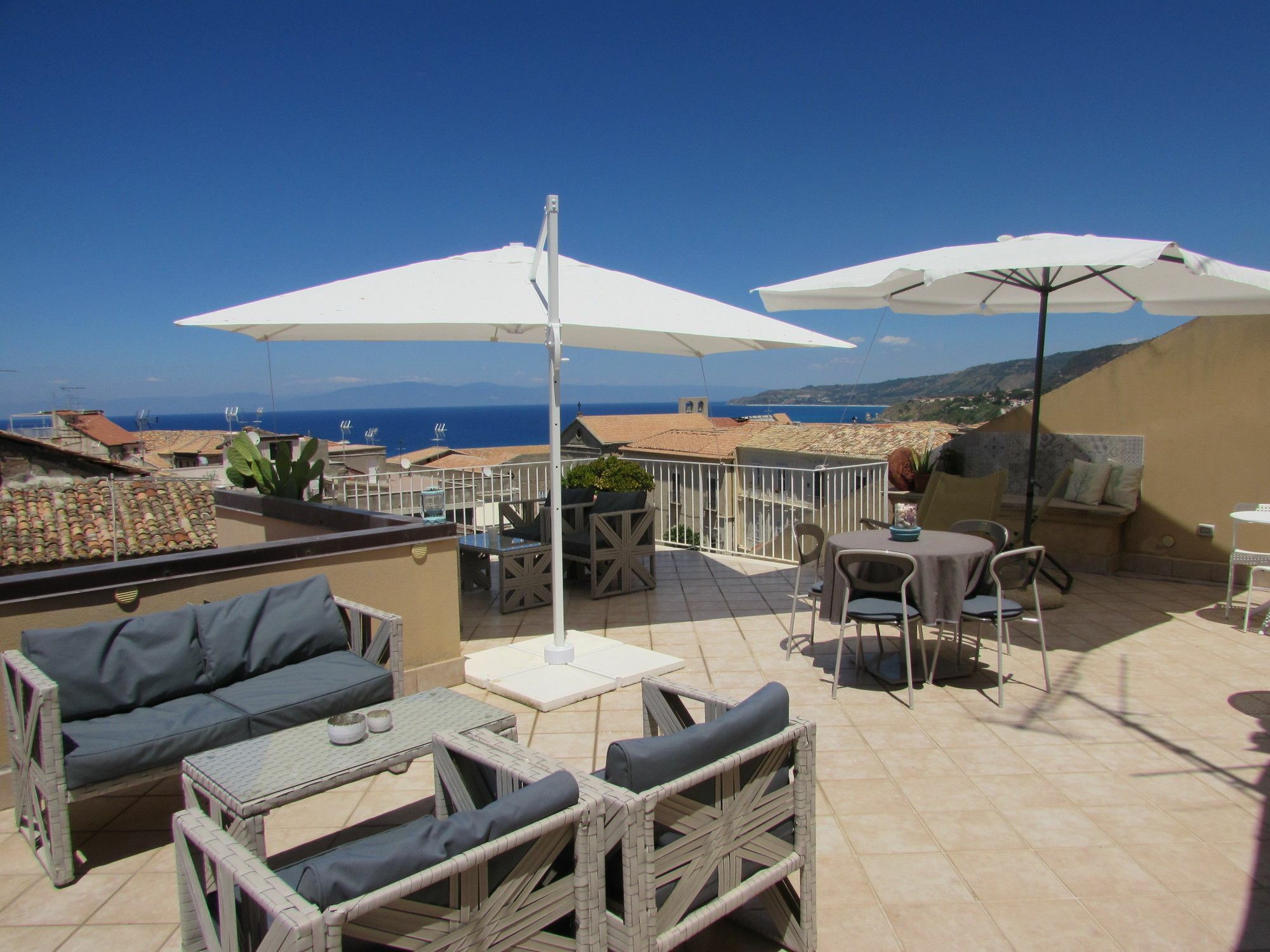 Le Terrazze Acomodação com café da manhã Tropea Exterior foto